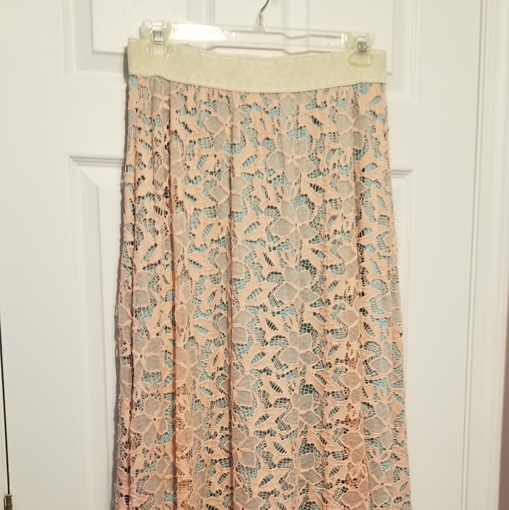 Lularoe Lace Full Skirt Lucy Large